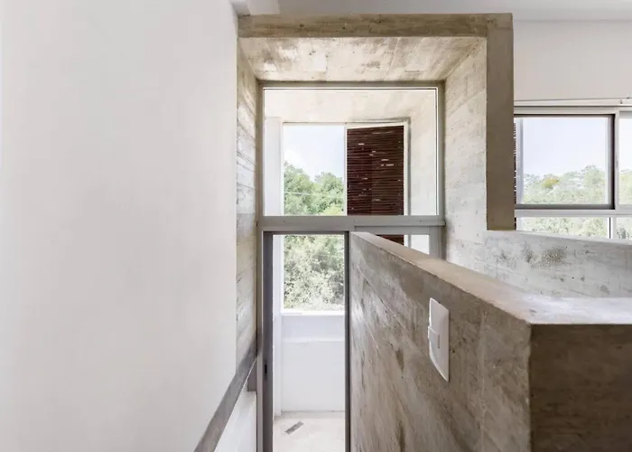 Casa De Piedra Apartahotel