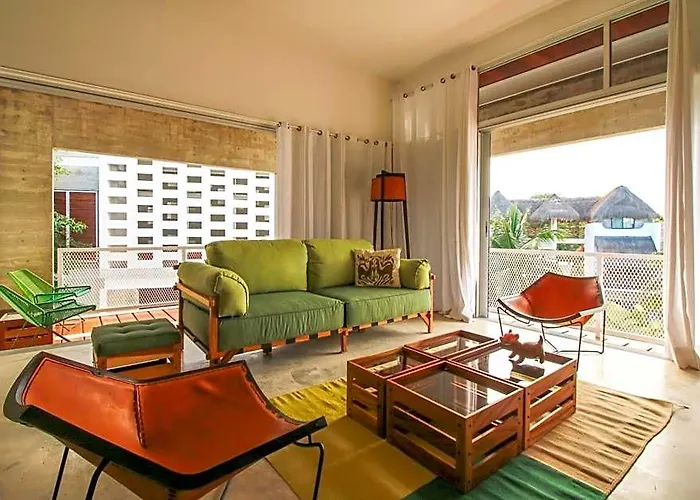 Casa De Piedra Apartahotel 4*