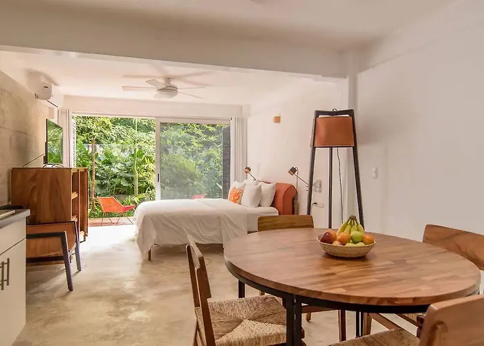 Aparthotel Casa De Piedra
