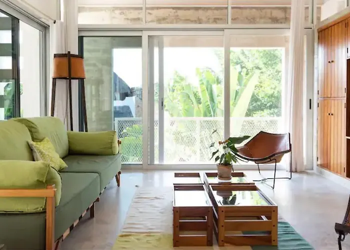 Casa De Piedra 4*